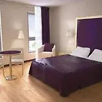 - La Closeraie Appart hôtel Lourdes