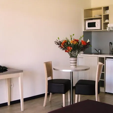 - La Closeraie Apartmanhotel Lourdes