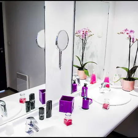 - La Closeraie Apartmanhotel Lourdes