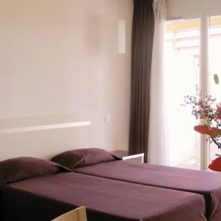 - La Closeraie Apartmanhotel