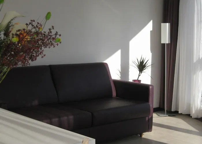 - La Closeraie 公寓式酒店 3*