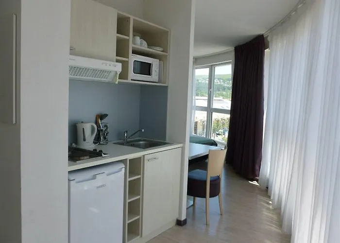 - La Closeraie 公寓式酒店