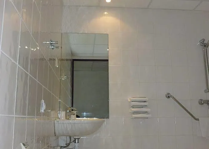 - La Closeraie 3* 卢德