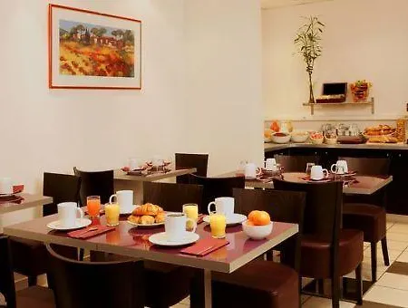 - La Closeraie لورد